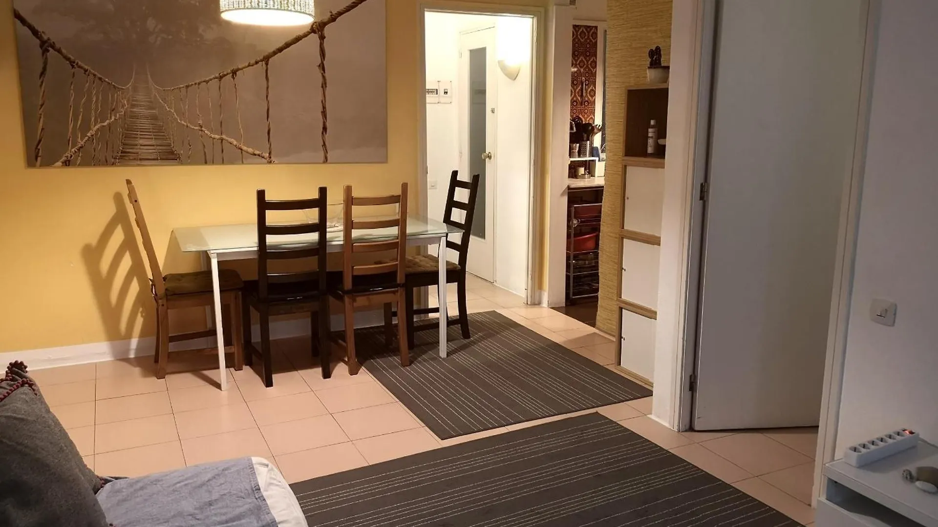 Aparteasy - Balcony, Quiet, Sunny Apartment Barcelona